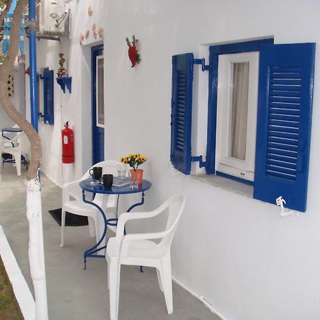 Boussetil Rooms Capanmat Tínos Buitenkant foto