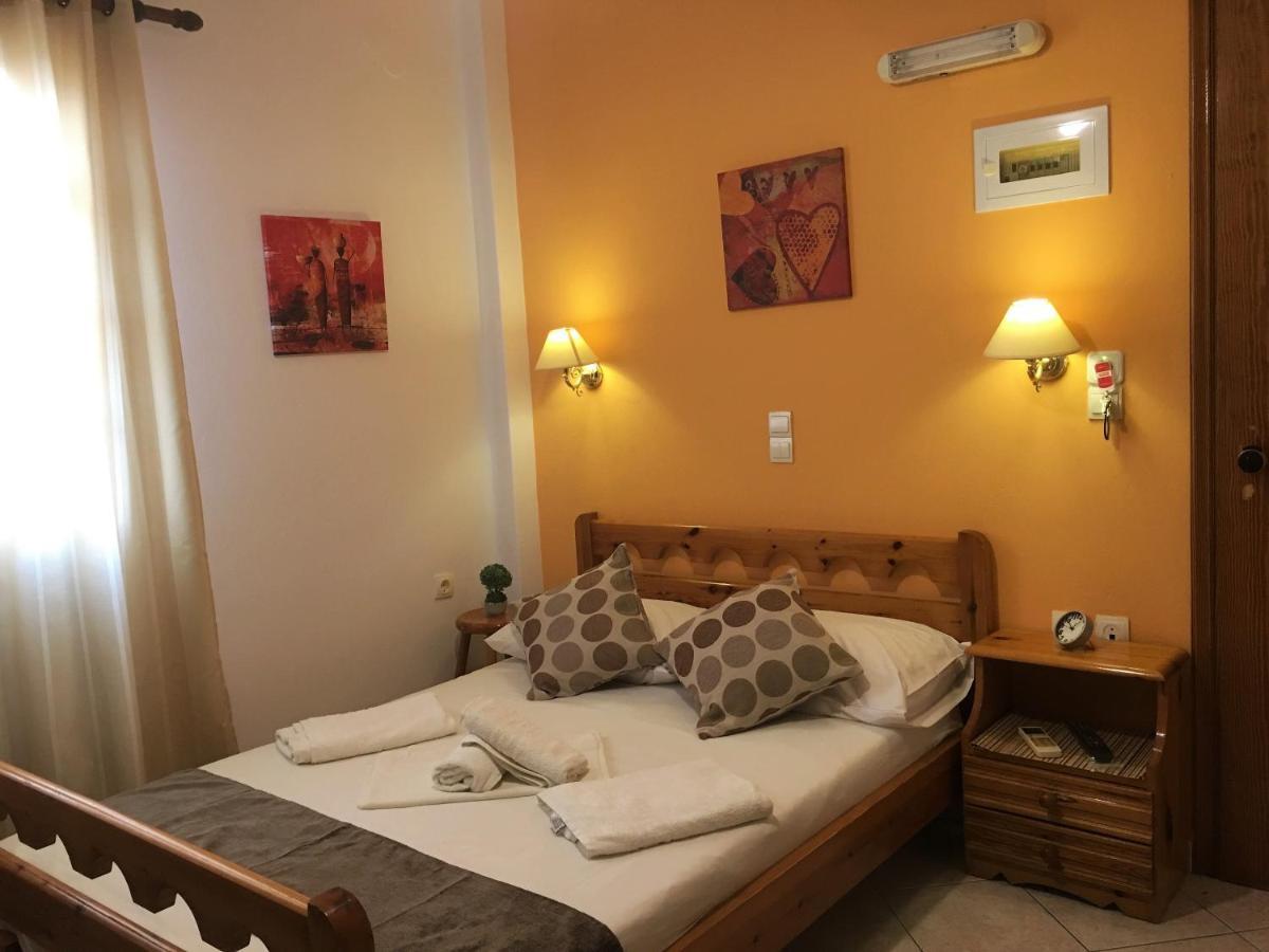 Boussetil Rooms Capanmat Tínos Buitenkant foto