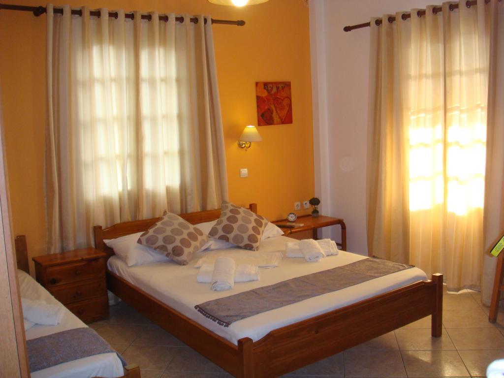 Boussetil Rooms Capanmat Tínos Buitenkant foto