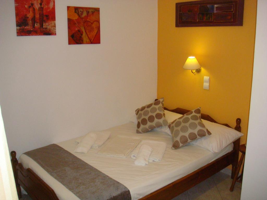 Boussetil Rooms Capanmat Tínos Buitenkant foto